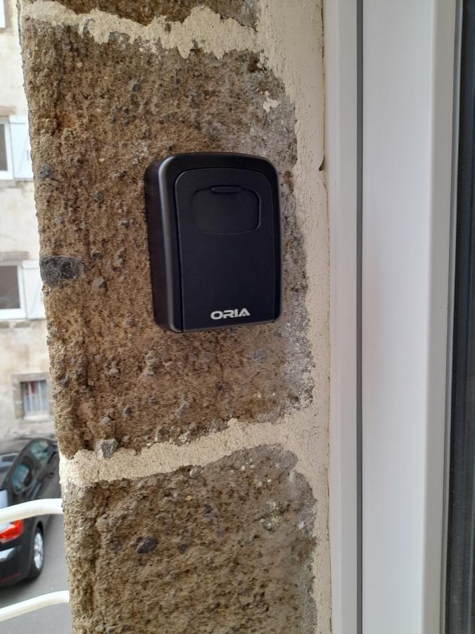 Ferienwohnung Tour Medievale De L'An Mille Loudes Exterior foto